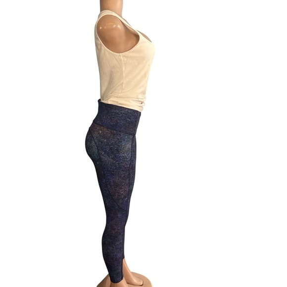Lululemon Fast and Free Tight II 25"  Nulux Polar Lights Blue Multi - Picture 4 of 9